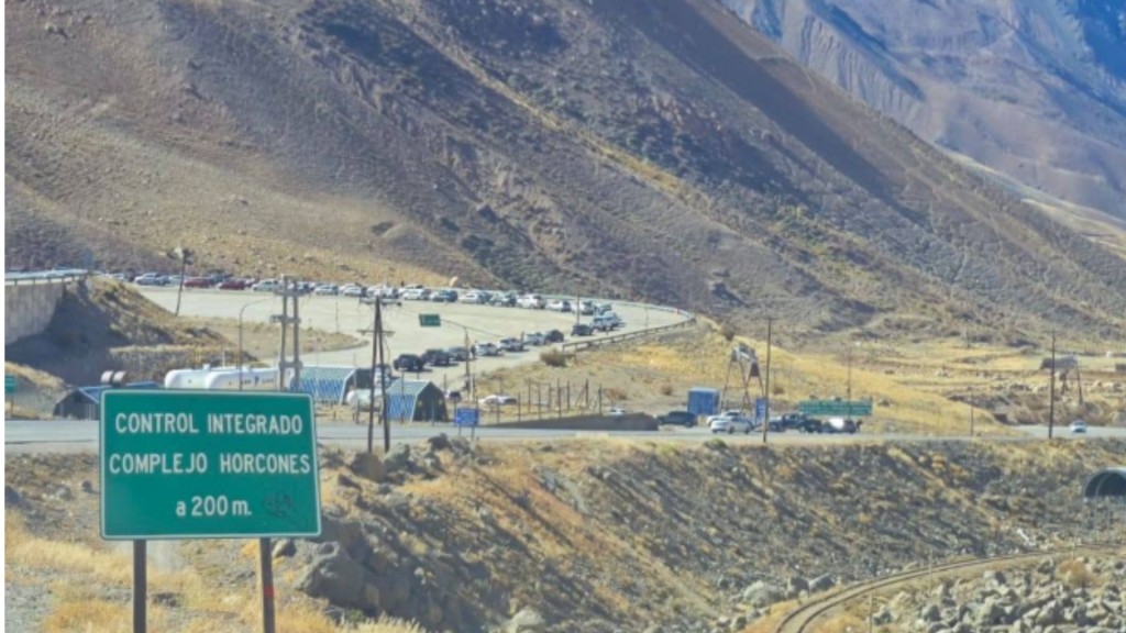 ESTE JUEVES, CIERRAN EL PASO A CHILE POR NEVADAS DEL LADO CHILENO
