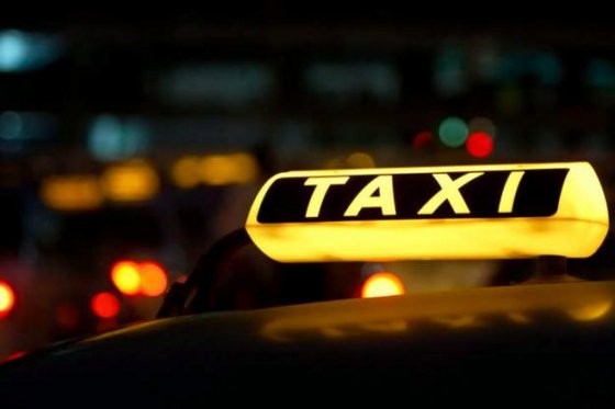 TAXIS Y REMISES REAJUSTARON TARIFA AL 47,05%